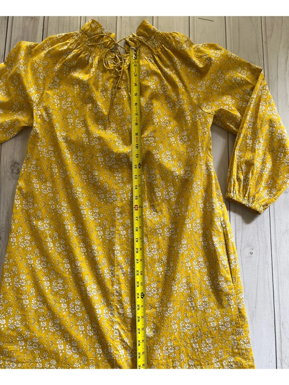 Women’s J. Crew liberty floral yellow ruffle neck puff sleeve shift dress. XS